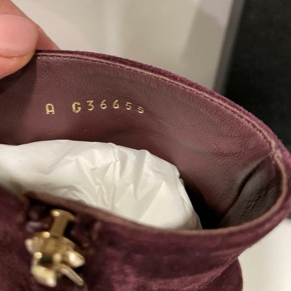 CHANEL 20B Calfskin Suede CC Logo Chain Metal Heels Ankle Booties Boots - Picture 6 of 9